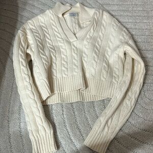 Aritzia white sweater